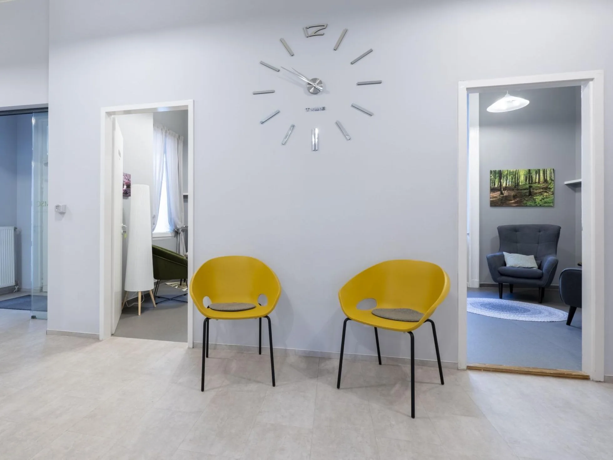 Mental Mood Medical waiting area with yellow chairs and consultation rooms